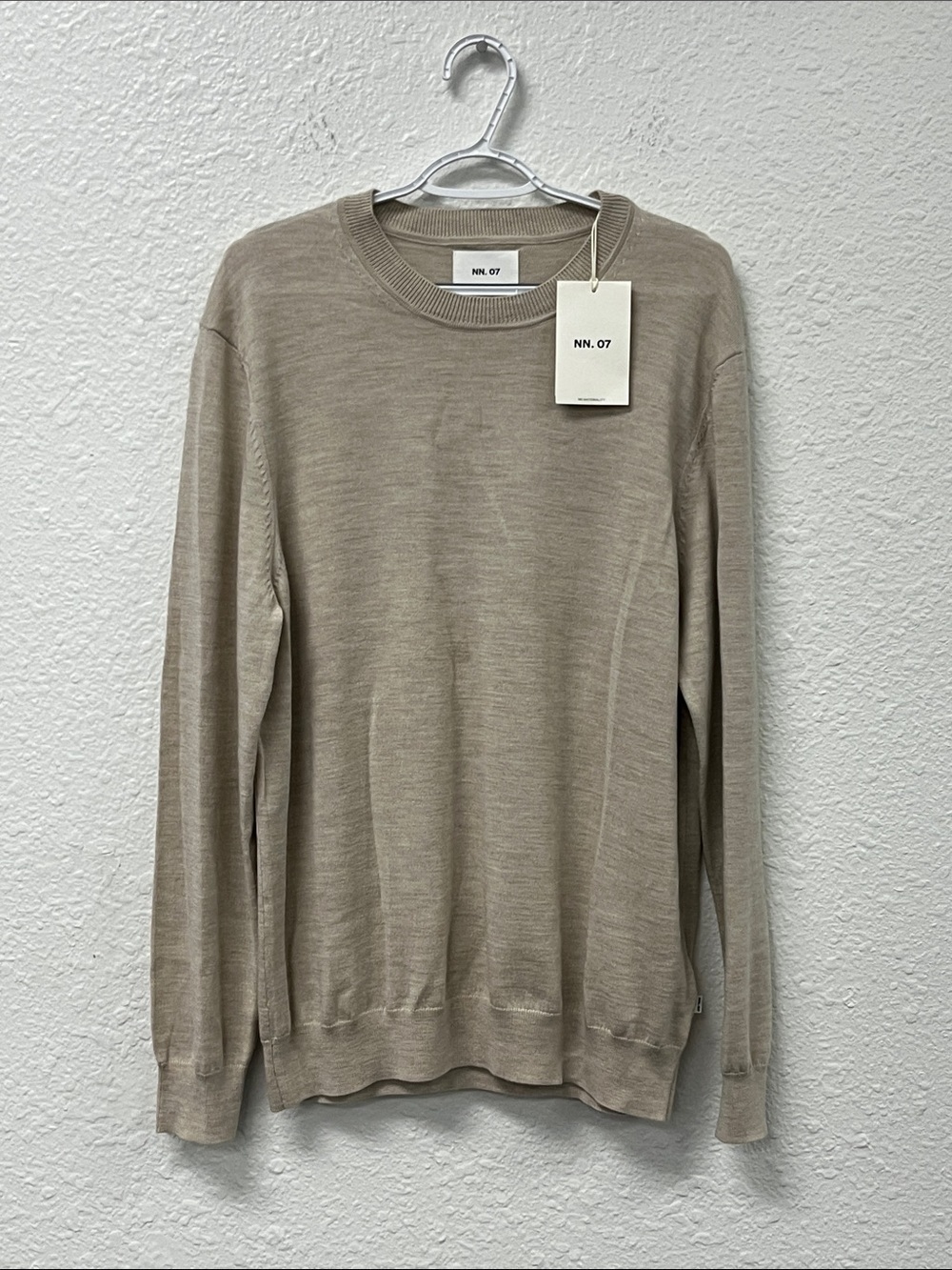 NN07 Ted Classic Light Khaki Knit Lightweight Crewneck Sweater
#1195